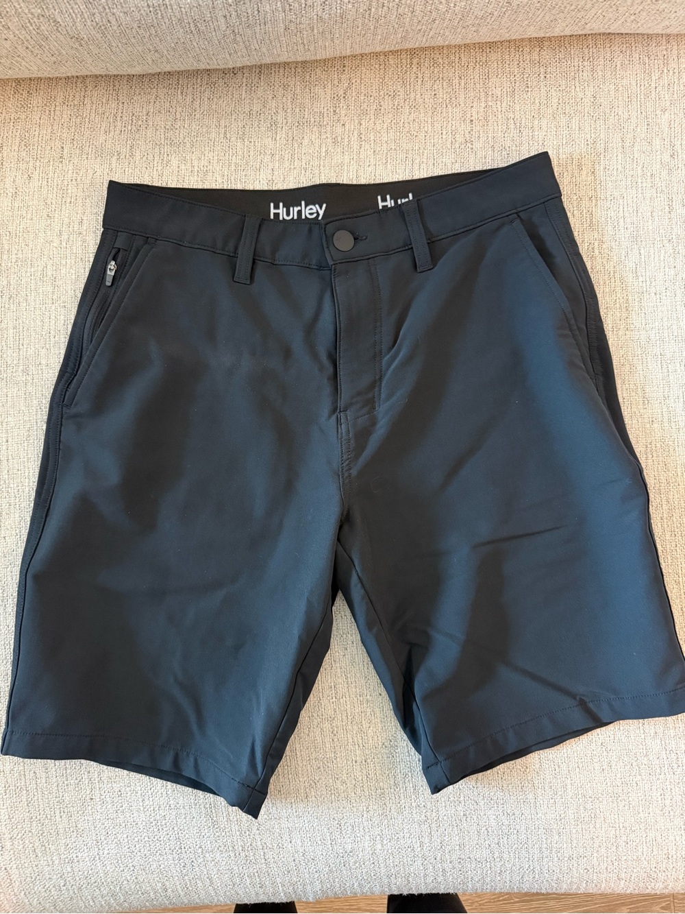 Hurley Men’s Black Performance Hybrid Shorts Size 30